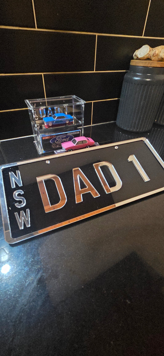 KF002-N — Custom DAD 1 Novelty Number Plate – Father’s Day Gift